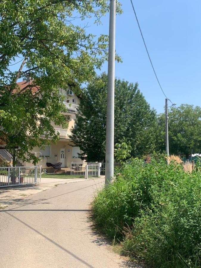 Apartman na jezeru Zagreb Exterior foto